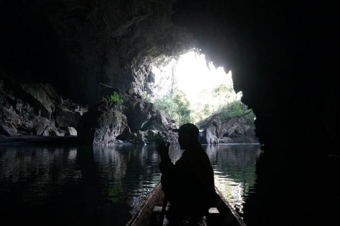 End of the 7.5km journey (before heading back).  Our guide was old but agile