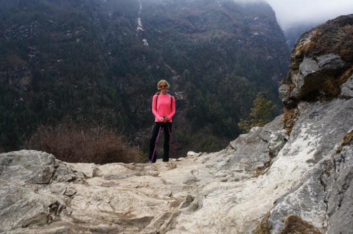 On the trail from Phakding to Namche Bazaar through the valley