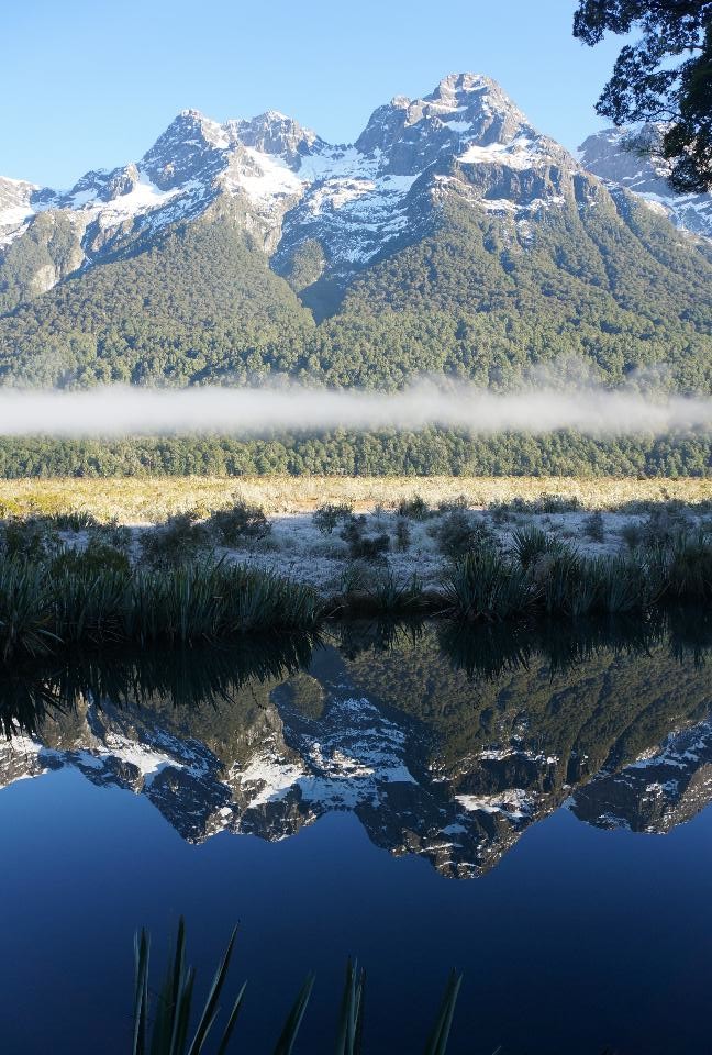 Mirror Lakes en route to Milford Sound