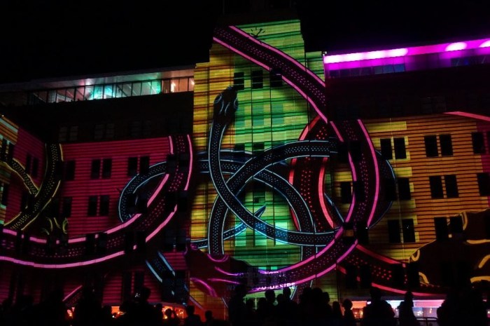 Another incredible light show we came across while walking along the harbor!