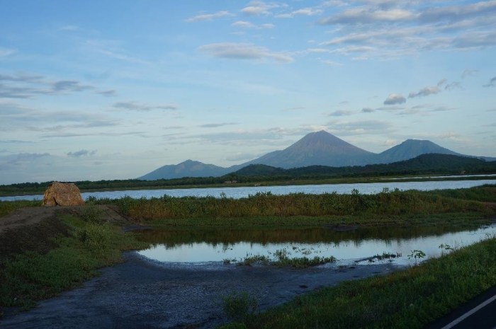 Typical countryside view in Nicaragua's western lowlands